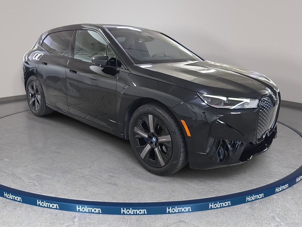 Certified Used 2024 Black Sapphire Metallic BMW xDrive50 image 4