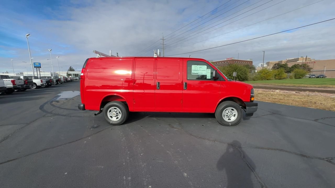 2025 Chevrolet Express Cargo Work Van - Photo 33