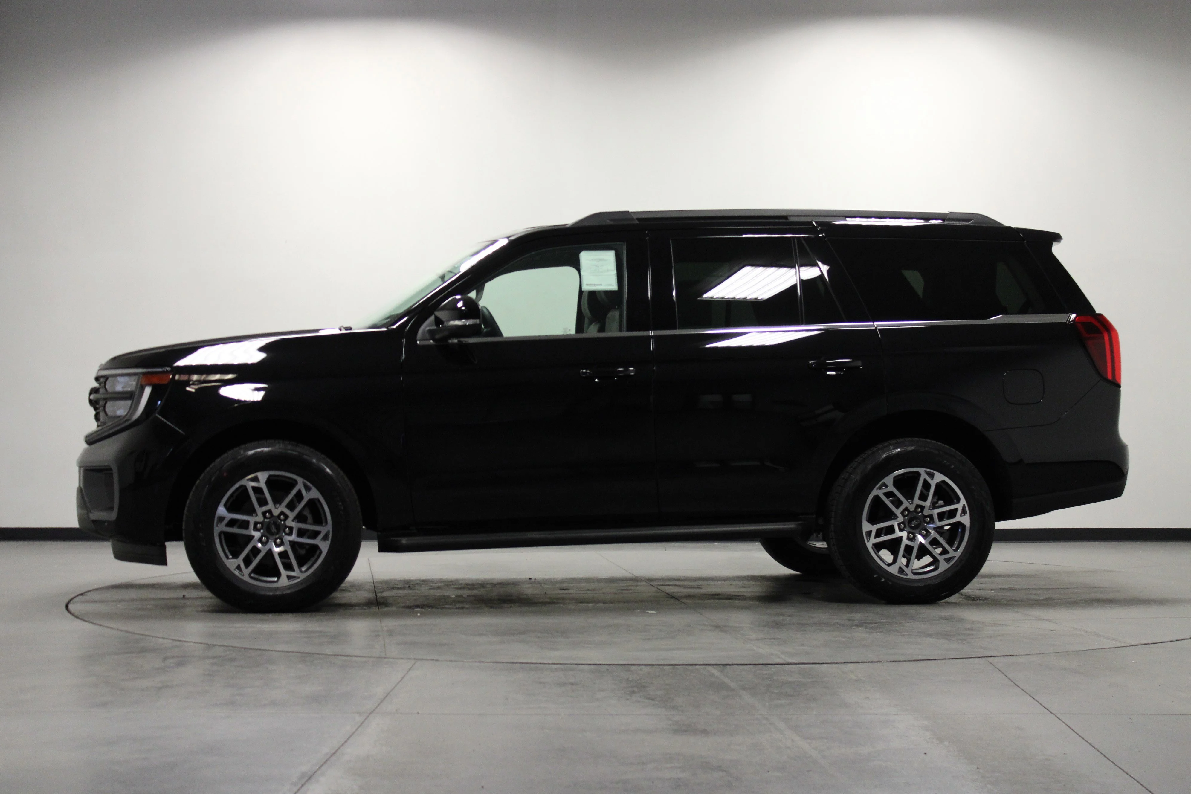 New 2026 Agate Black Metallic Ford Active image 7