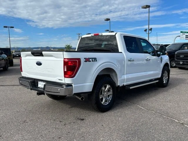 Used 2023 White Ford XLT image 5