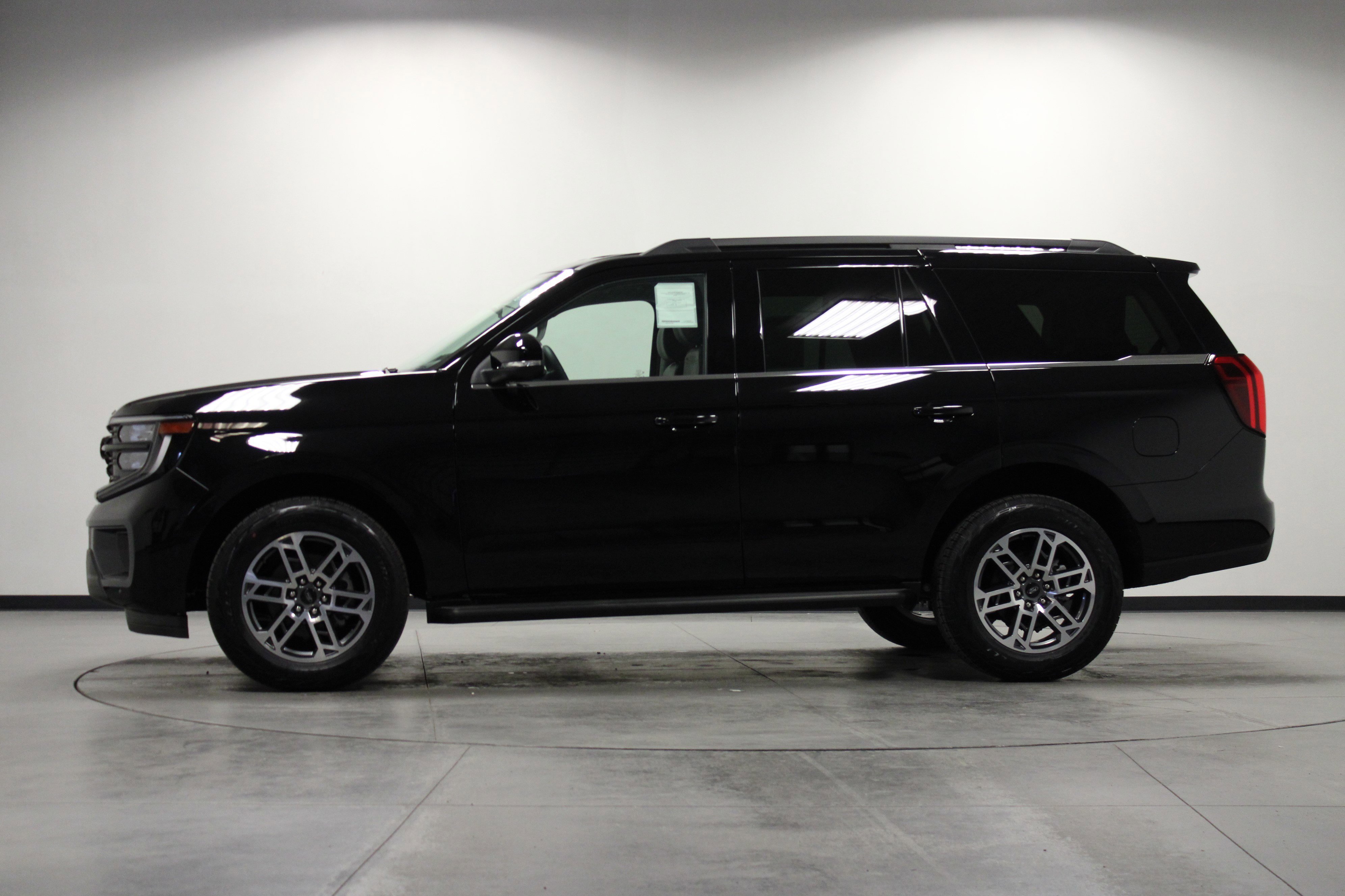 New 2026 Agate Black Metallic Ford Active image 7