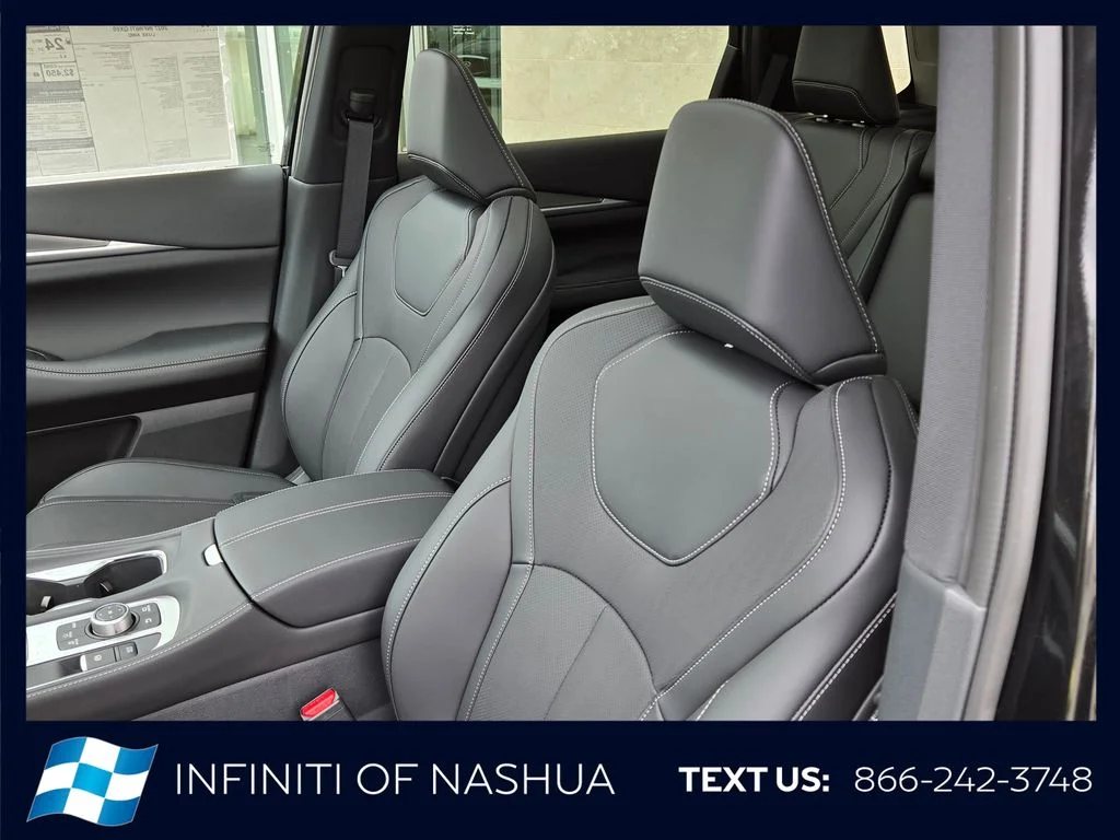 New 2027 MINERAL BLACK INFINITI Luxe AWD image 7