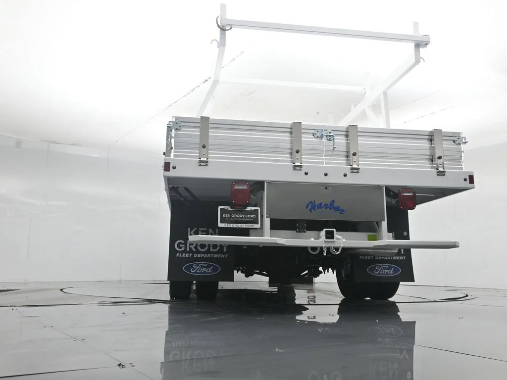 New 2026 Oxford White Ford XL image 55