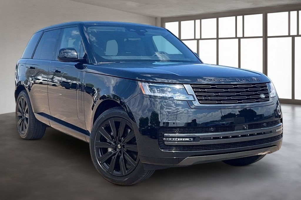 New 2027 Santorini Black Metallic Land Rover SE image 2