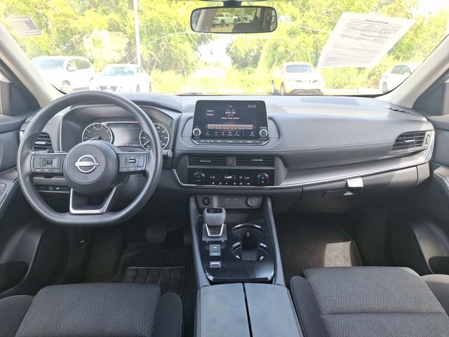 Used 2024 White Nissan SV image 13