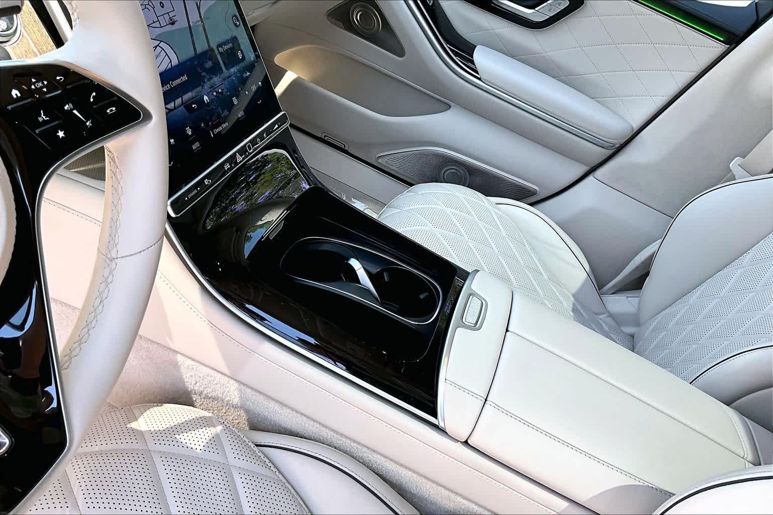 Used 2022 Rubellite Red Mercedes-Benz S 580 image 17