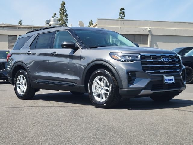 New 2026 Carbonized Gray Metallic Ford Active image 27
