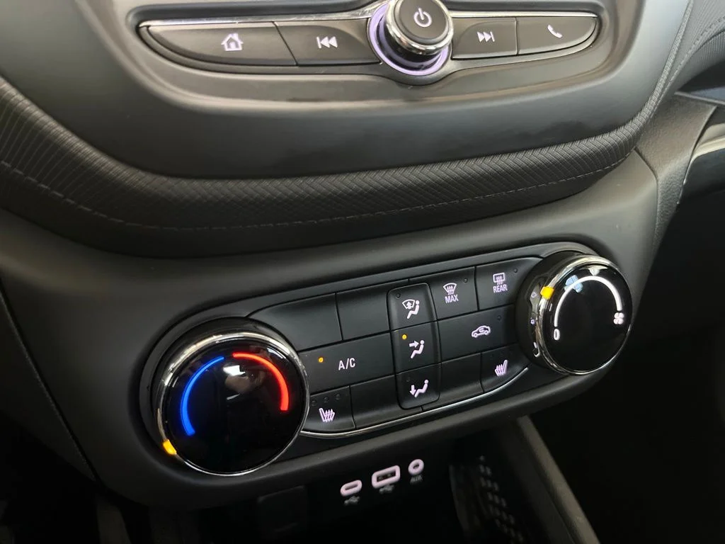Used 2022 Black Chevrolet LT image 14