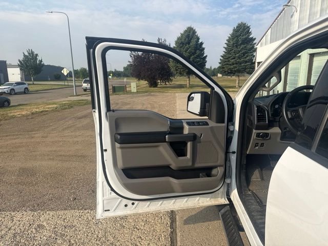 Used 2018 White Ford XLT image 19