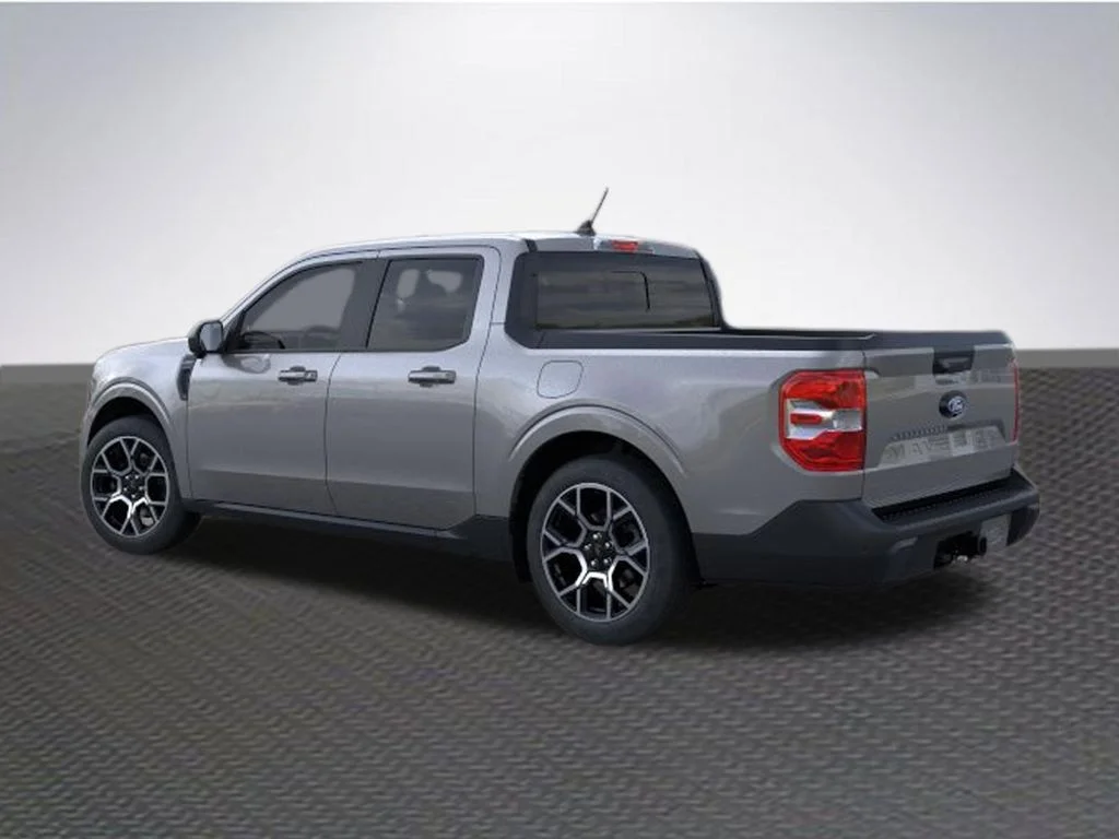 New 2026 Carbonized Gray Metallic Ford Lariat® image 4