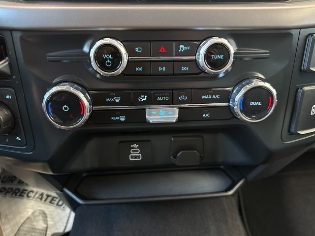 Used 2025 Blue Metallic Ford XLT image 20