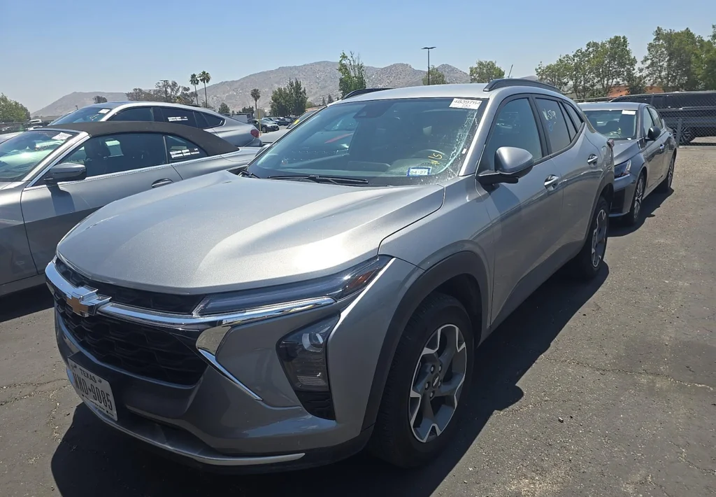 Certified Used 2025 Gray Chevrolet LT image 2
