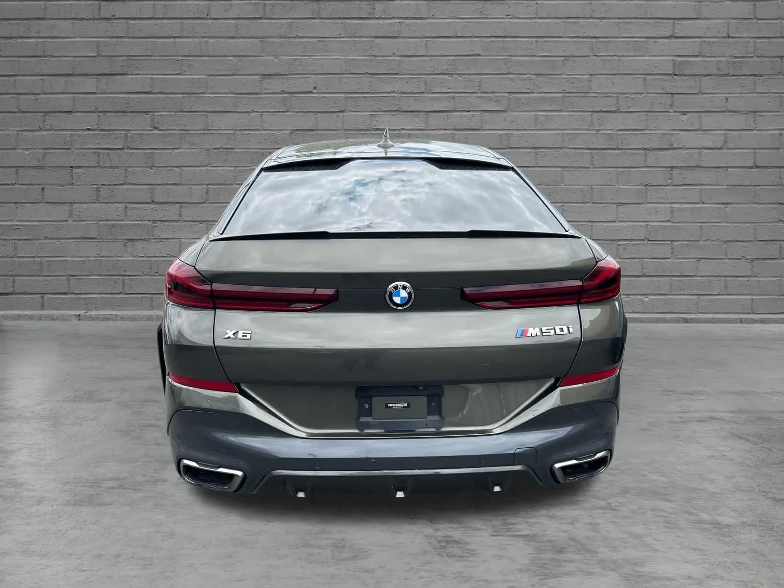 Used 2020 Manhattan Green Metallic BMW M50i image 8