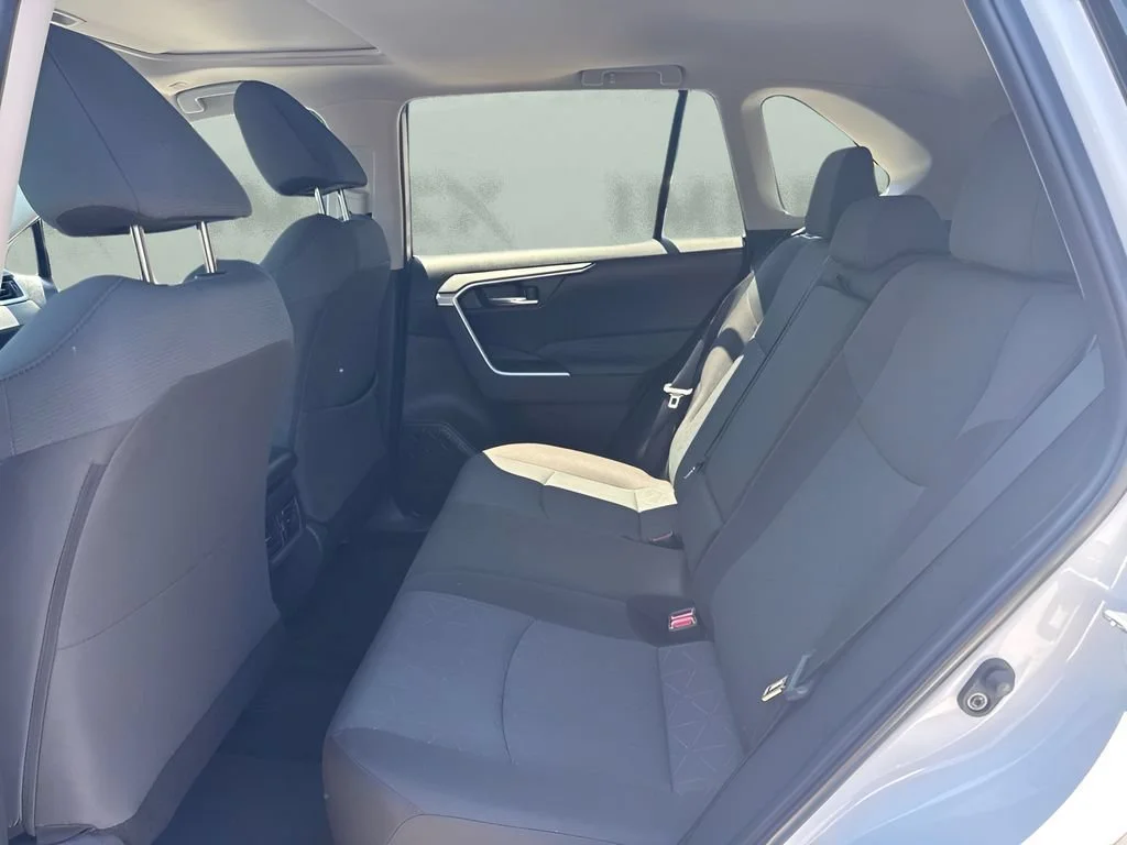 Used 2024  Toyota XLE image 12
