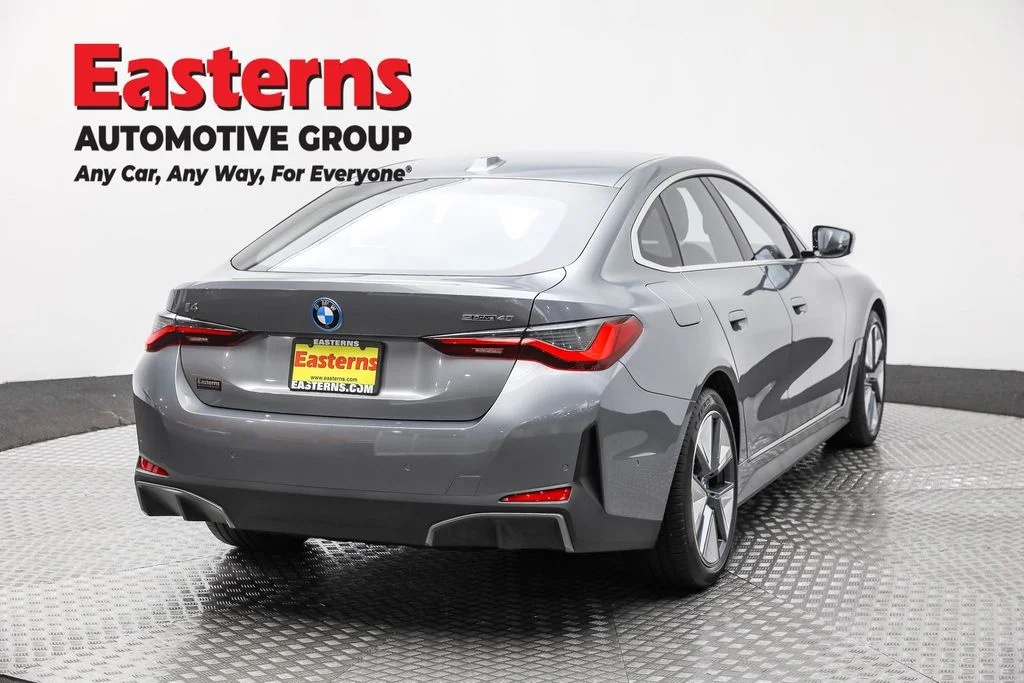 Used 2024 Gray BMW eDrive40 image 5