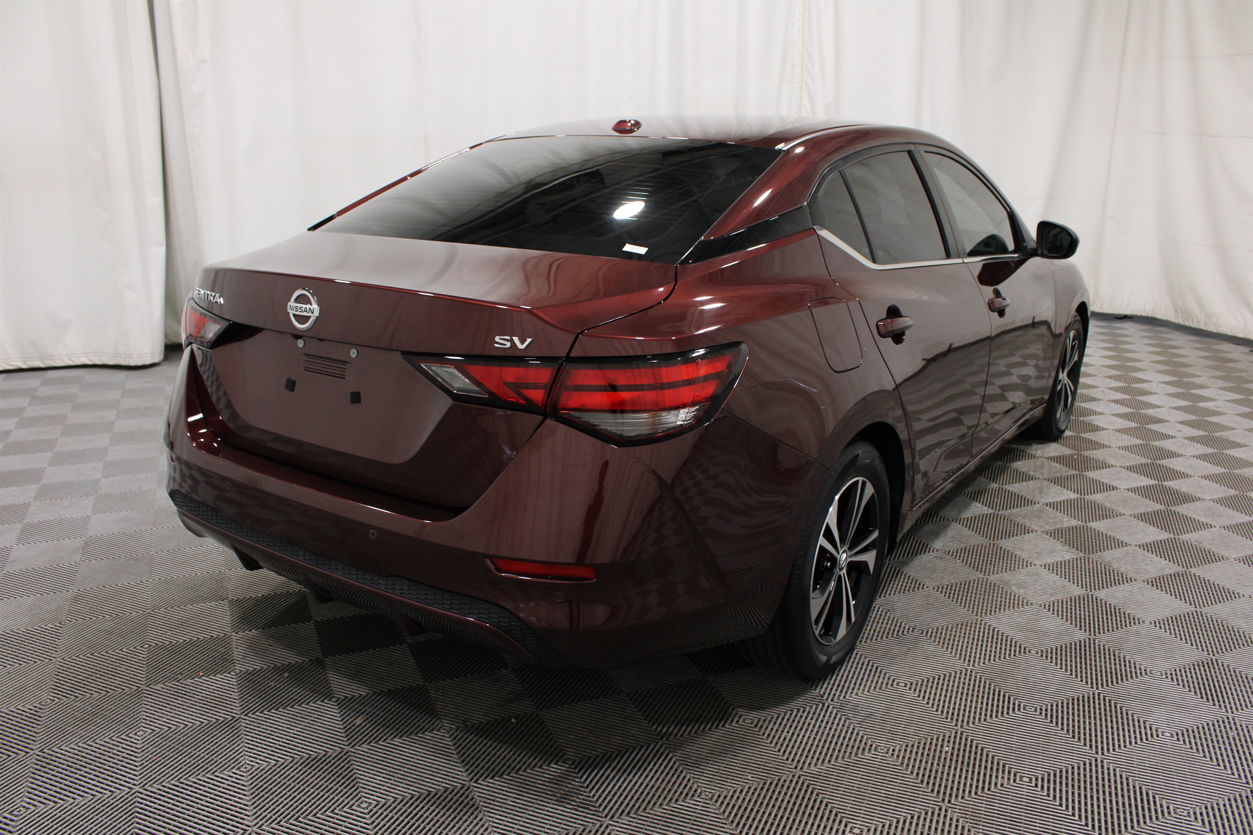 Used 2023 Rosewood Metallic Nissan SV image 28