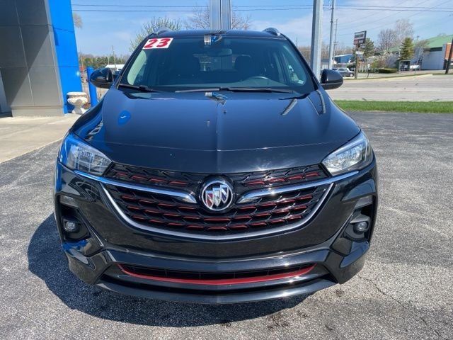 Used 2023 Black Buick Select image 8