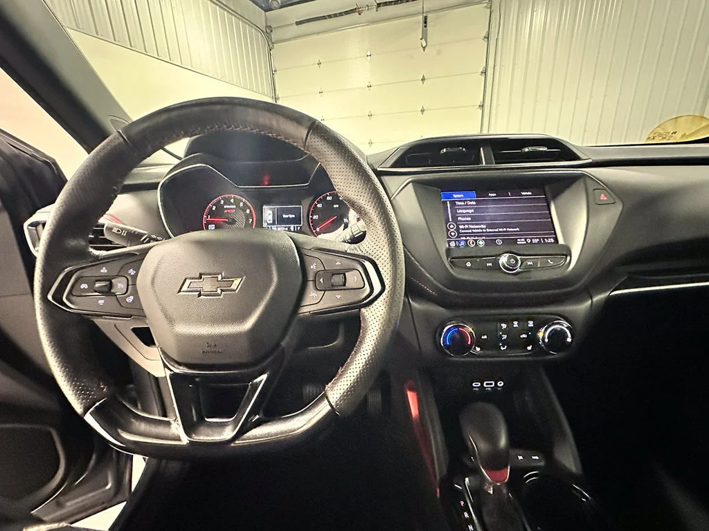 Used 2022 SATIN STEEL METALLIC Chevrolet RS image 38