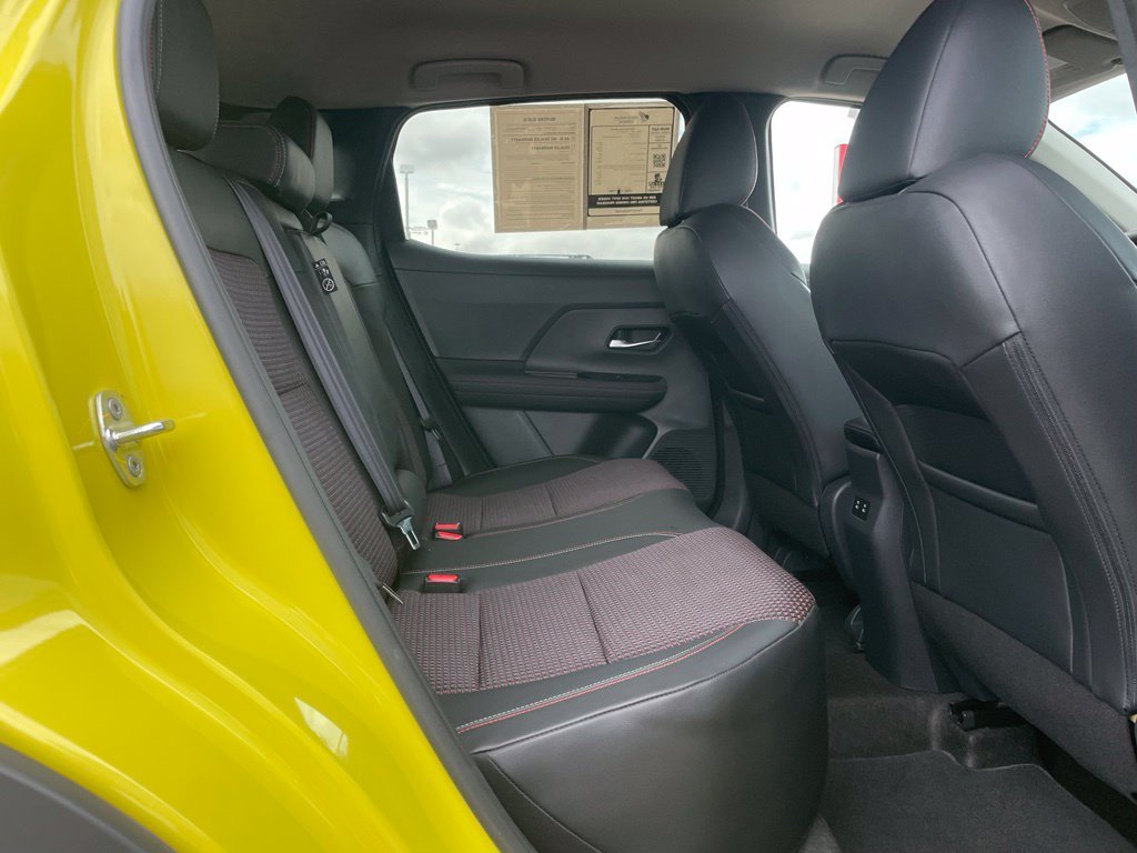Used 2025 Yellow Nissan SR image 23
