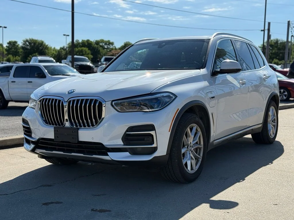 Used 2023 White BMW xDrive45e image 2