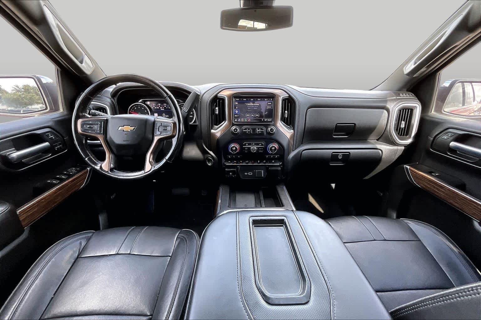 Used 2019 Cajun Red Tintcoat Chevrolet High Country image 16