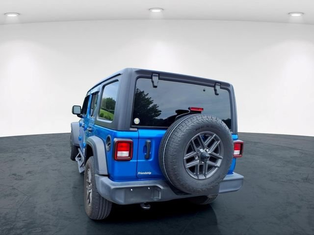 Used 2024 Blue Jeep Sport S image 18