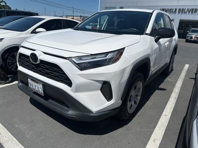 2023 Toyota RAV4 LE FWD's photo