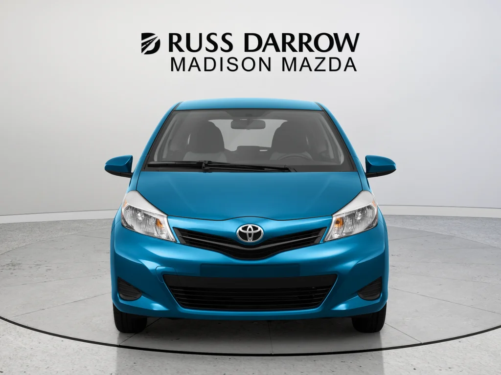 Used 2013 Blue Toyota LE image 7