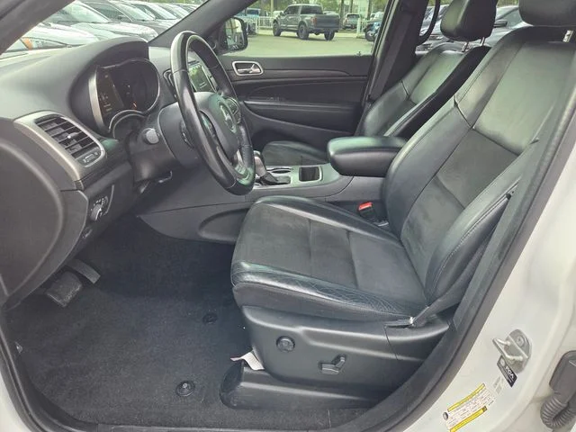 Certified Used 2022 White Jeep Laredo X image 3