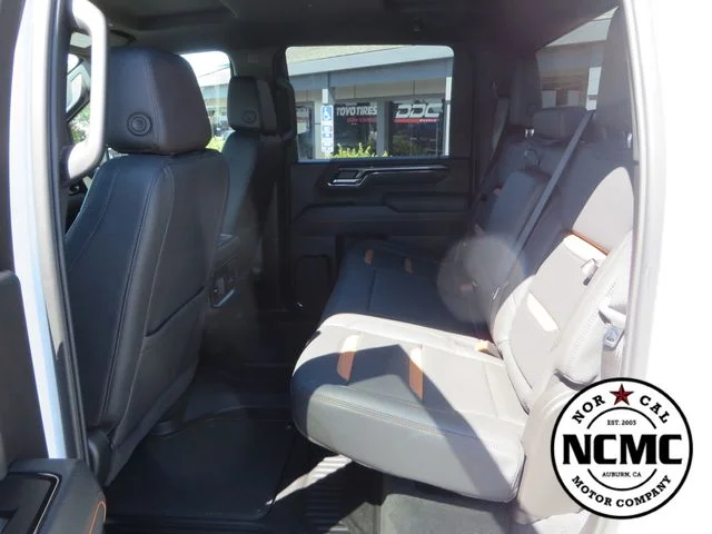 2025 GMC Sierra 2500HD AT4 - Photo 40