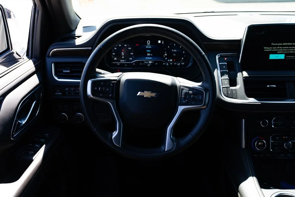 Used 2023 White Chevrolet Premier image 11