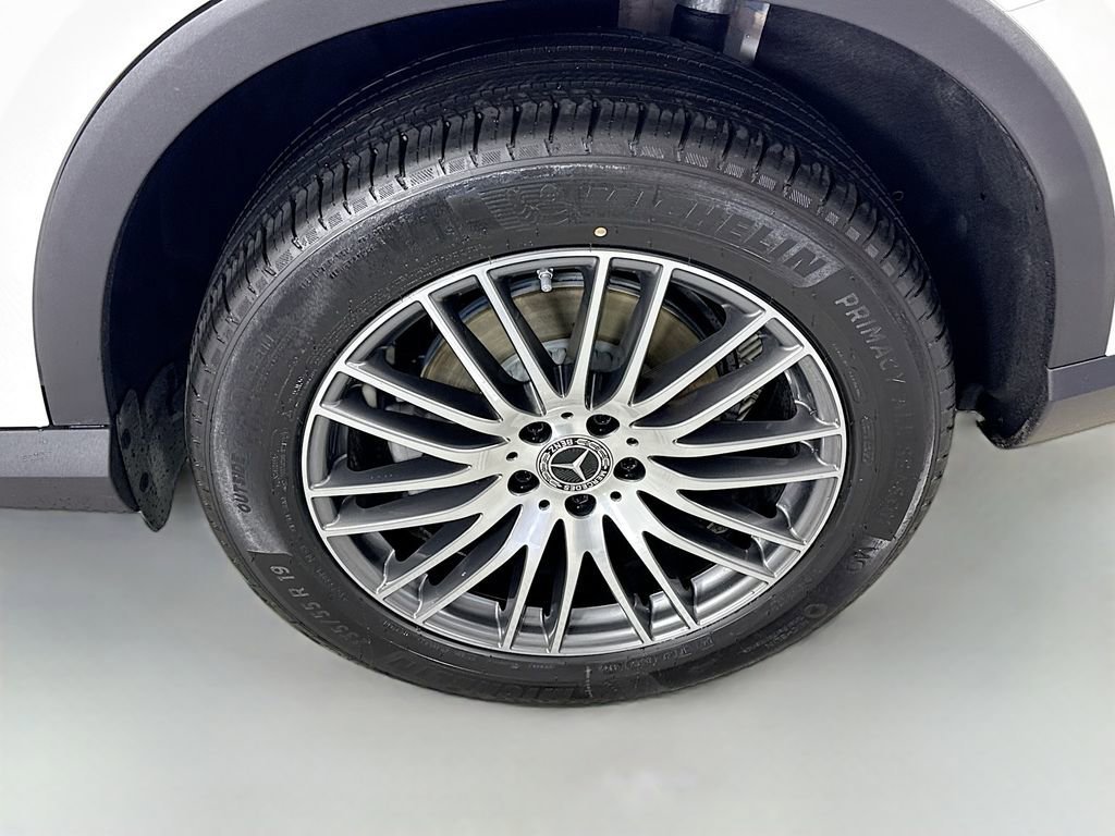 New 2026 Polar White Mercedes-Benz GLC 300 image 61