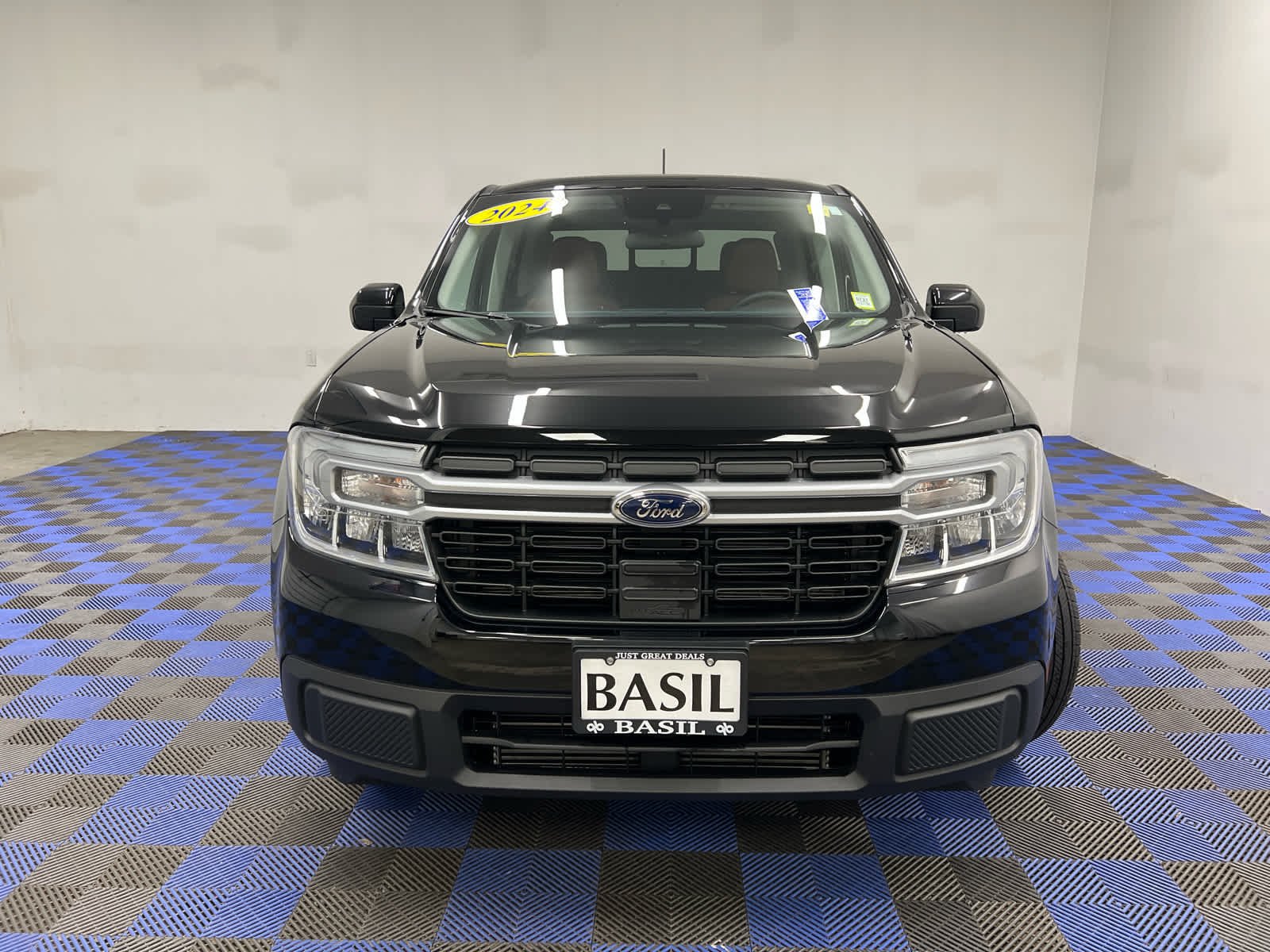 Used 2024 Shadow Black Ford LARIAT image 5
