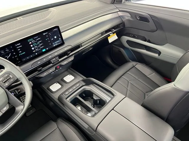 New 2027 Black Kia X-Line SX image 31