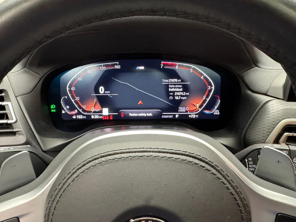 Used 2024 Black BMW xDrive30i image 16