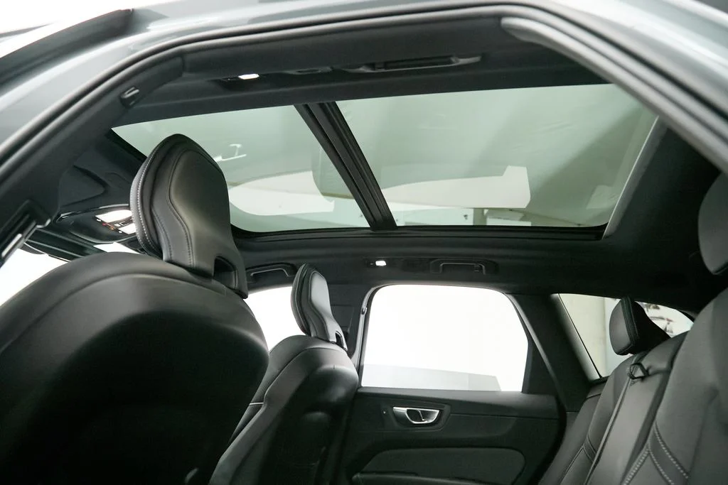Used 2024 Gray Volvo Ultimate image 24
