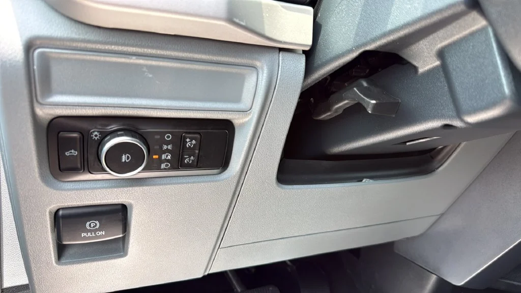 Used 2023 Blue Ford XLT image 17