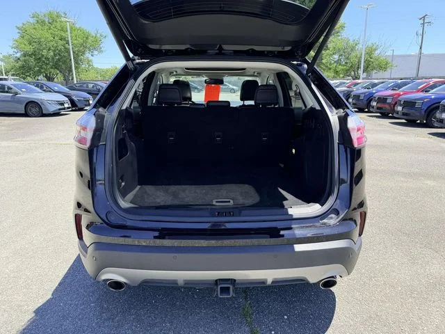 Used 2022 Black Ford Titanium image 12