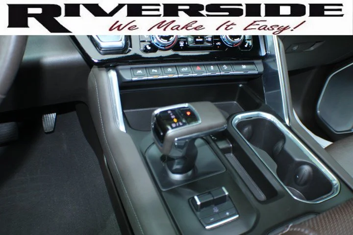 Certified Used 2023 White Frost Tricoat GMC Denali image 13