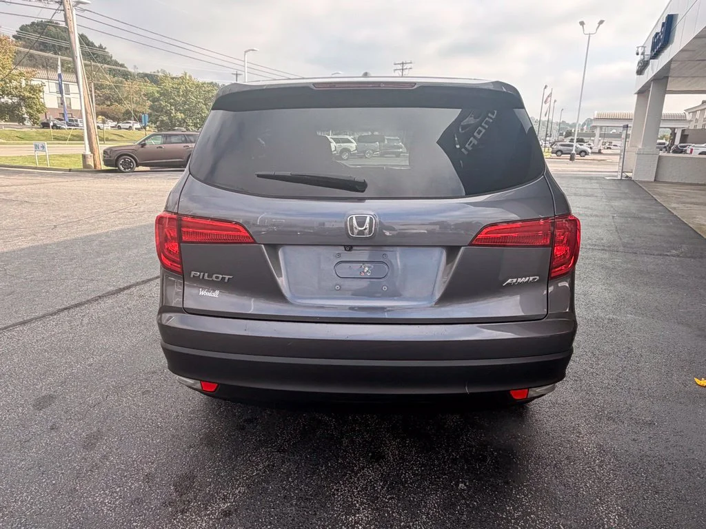 Used 2018 Modern Steel Metalli Honda EX-L image 6