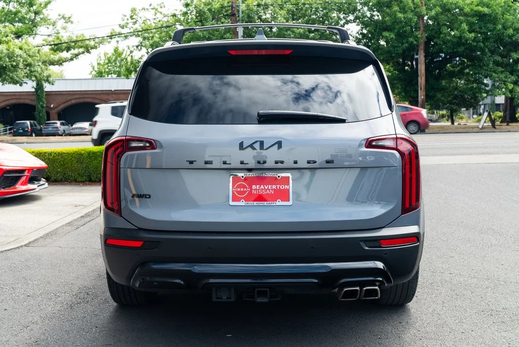 Used 2022 Silver Kia SX image 5