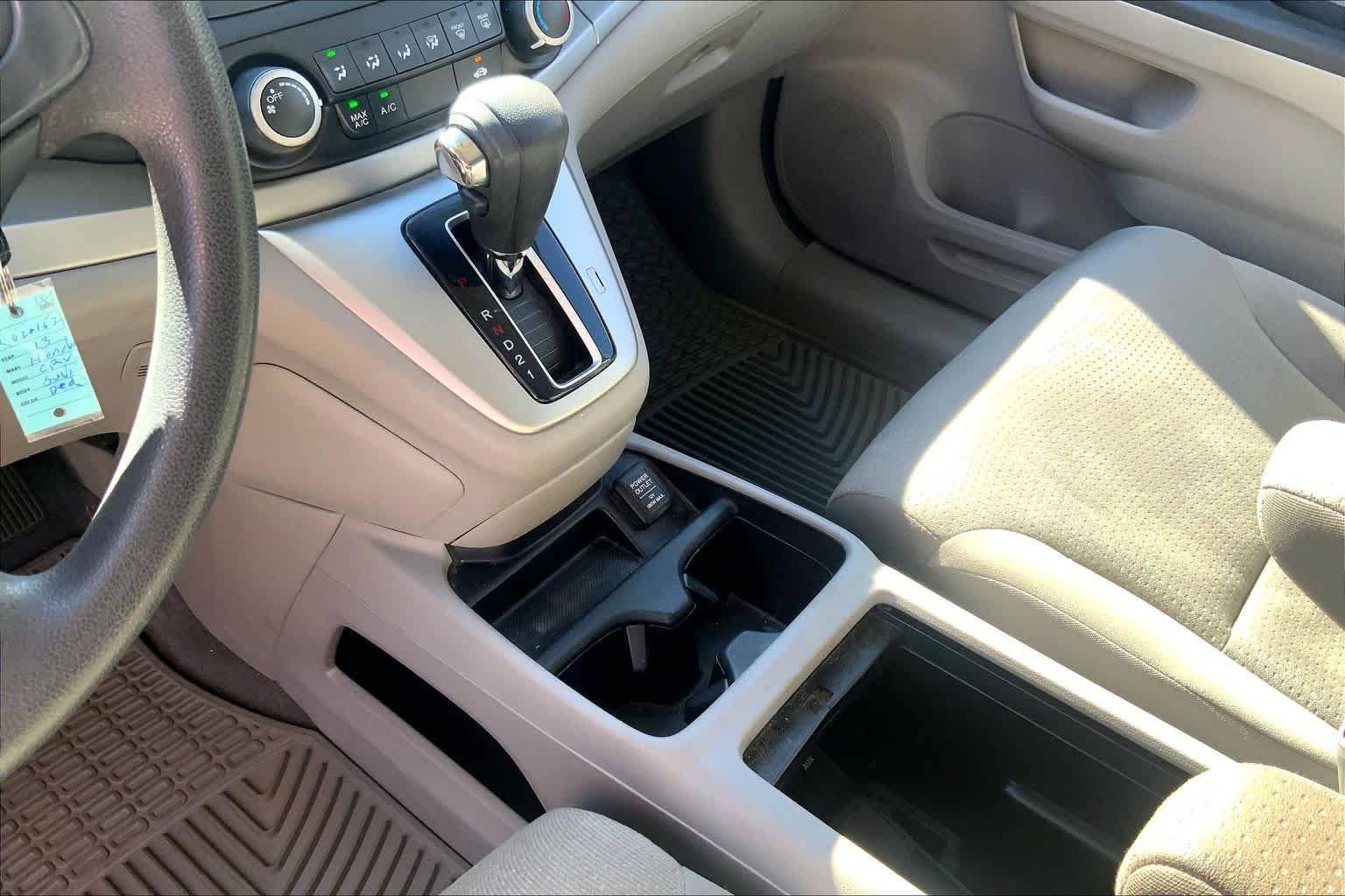 Used 2013 Alabaster Silver Metallic Honda EX image 16