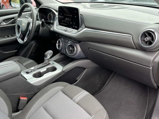 Used 2025 Black Chevrolet LT image 23