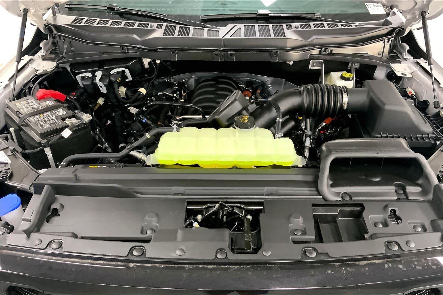 New 2026 Avalanche Ford Lariat® image 14