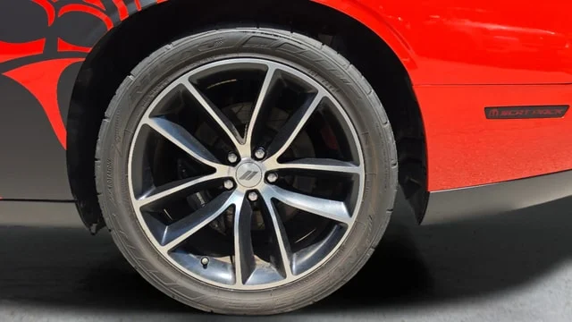 Used 2017 Go Mango! Dodge R/T image 28