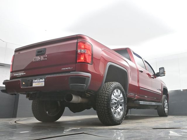 Used 2019 Red GMC Denali image 43