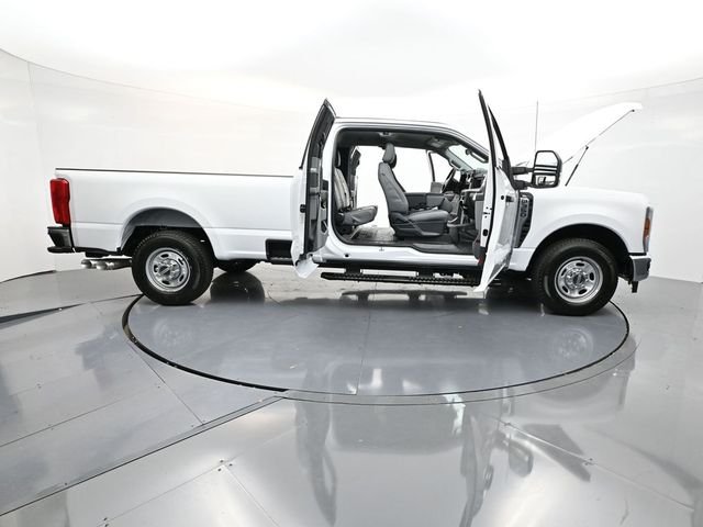 New 2026 Oxford White Ford F-350® XL image 41