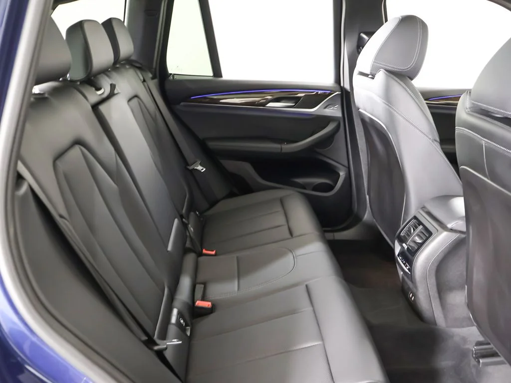 Used 2022 Phytonic Blue Metallic BMW xDrive30i image 38