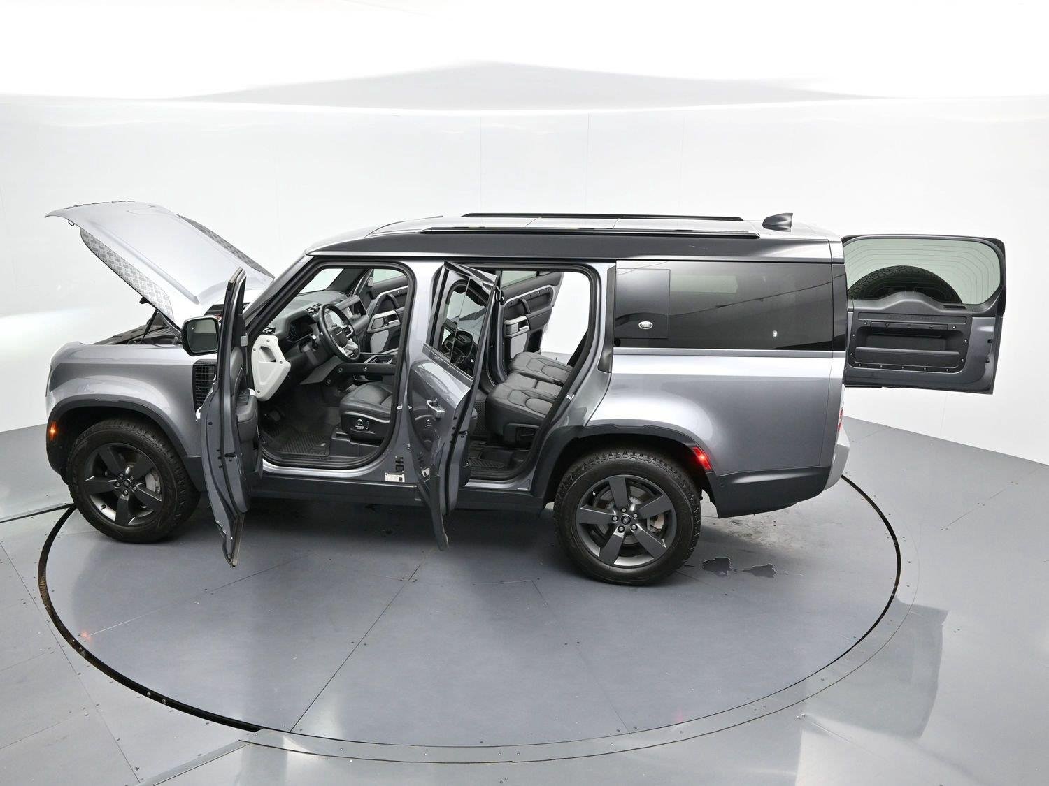 Used 2024 Eiger Grey Metallic Land Rover S image 50