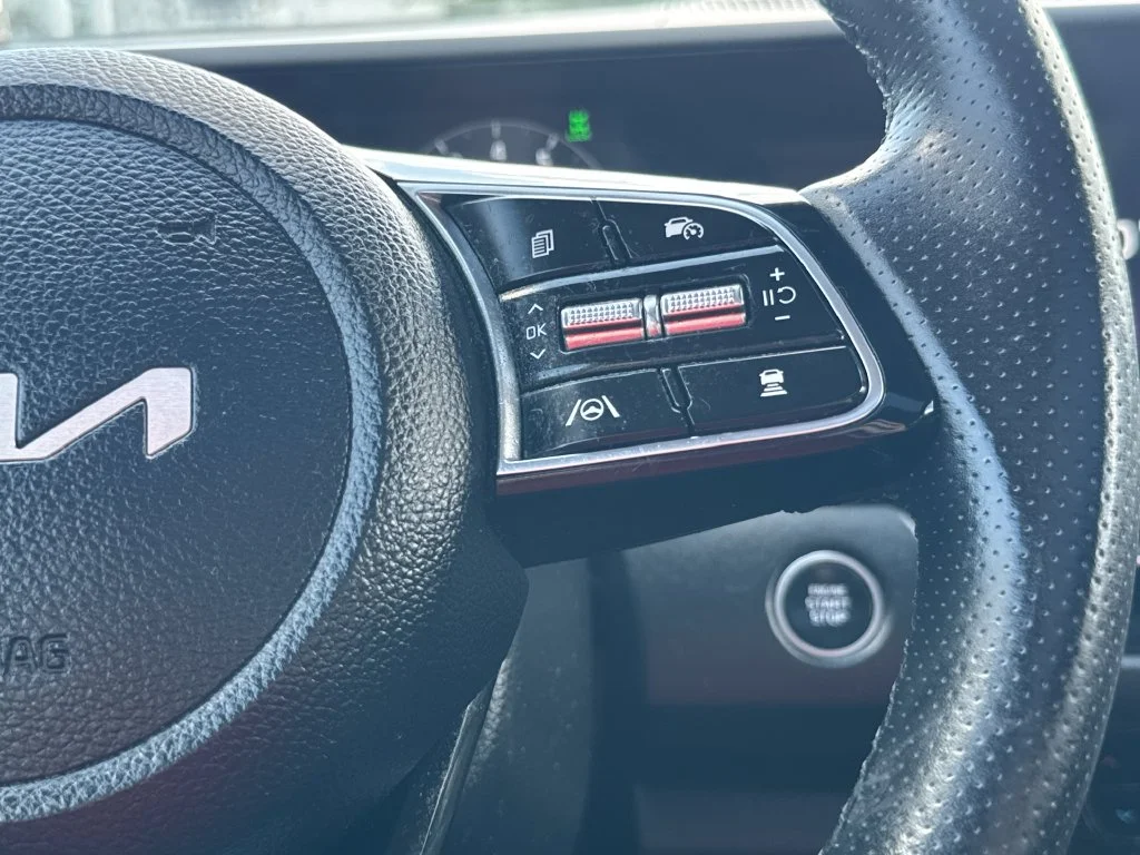Used 2024 Gray Kia SX image 21